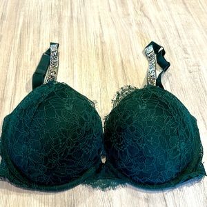 Victoria’s Secret Shine Strap Bra